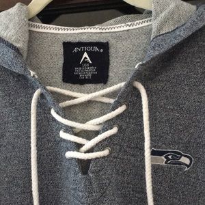 Seattle Seahawks women’s pullover hoodie